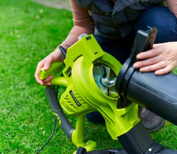 RBV3000CSV Suflanta de aer electrica 3000W RYOBI 5133002188 - imagine 4